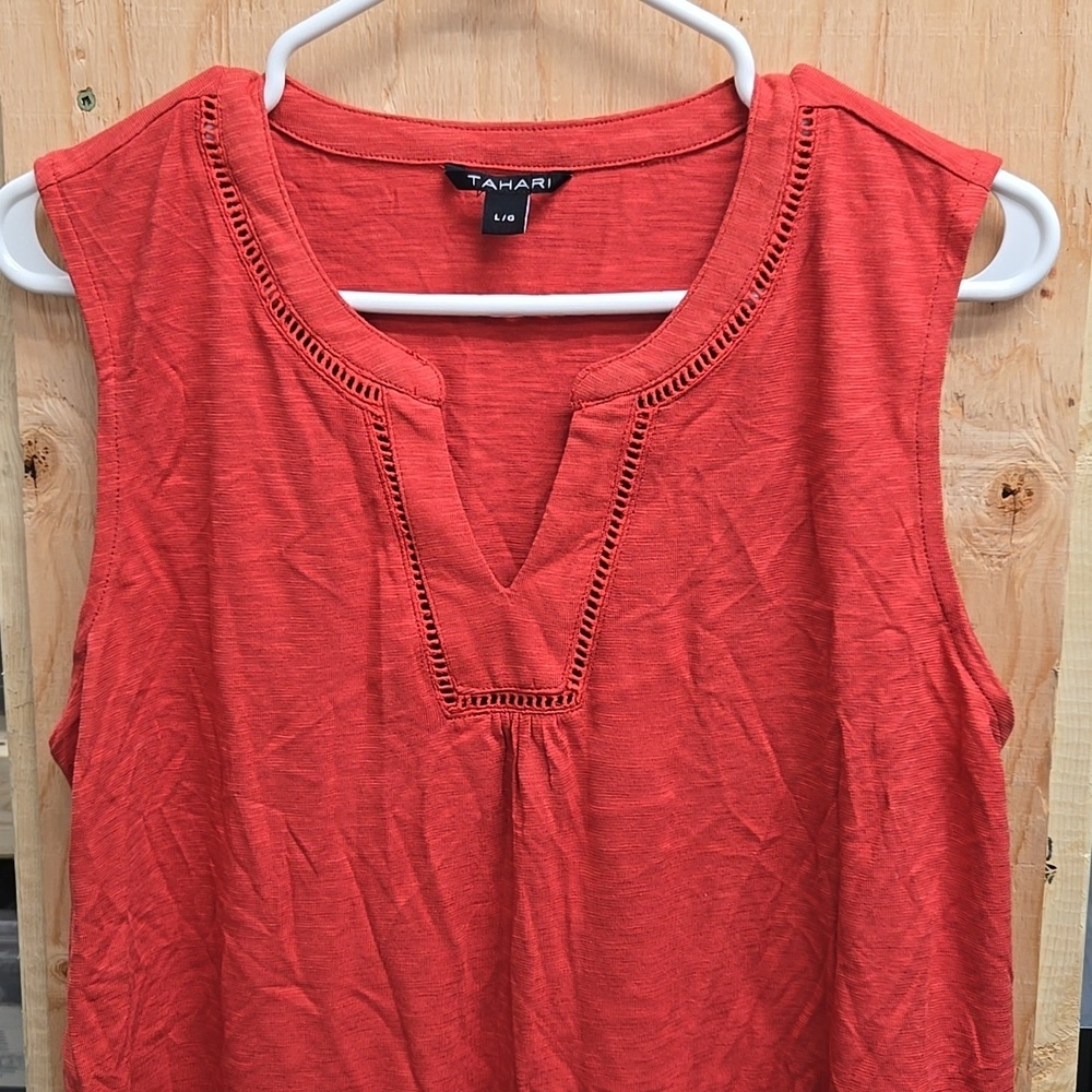 Tahari Size L Faded Red Sleeveless Tank Top - Picture 2 of 7